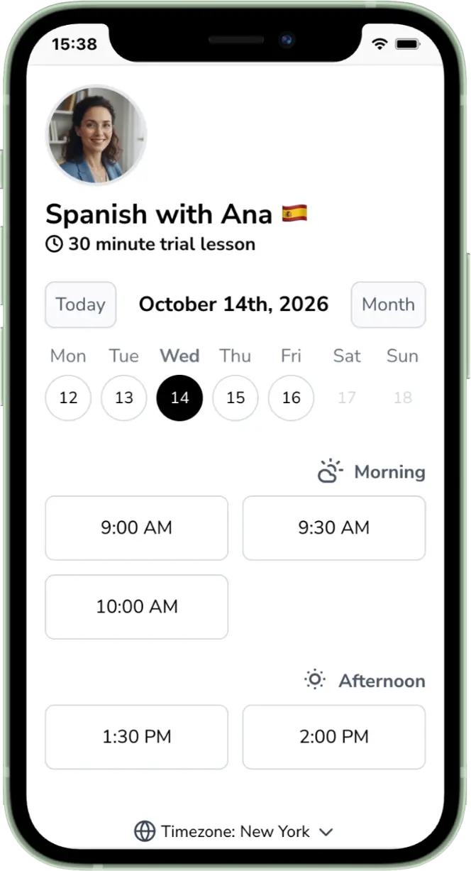Tutor booking calendar showing a trial lesson booking